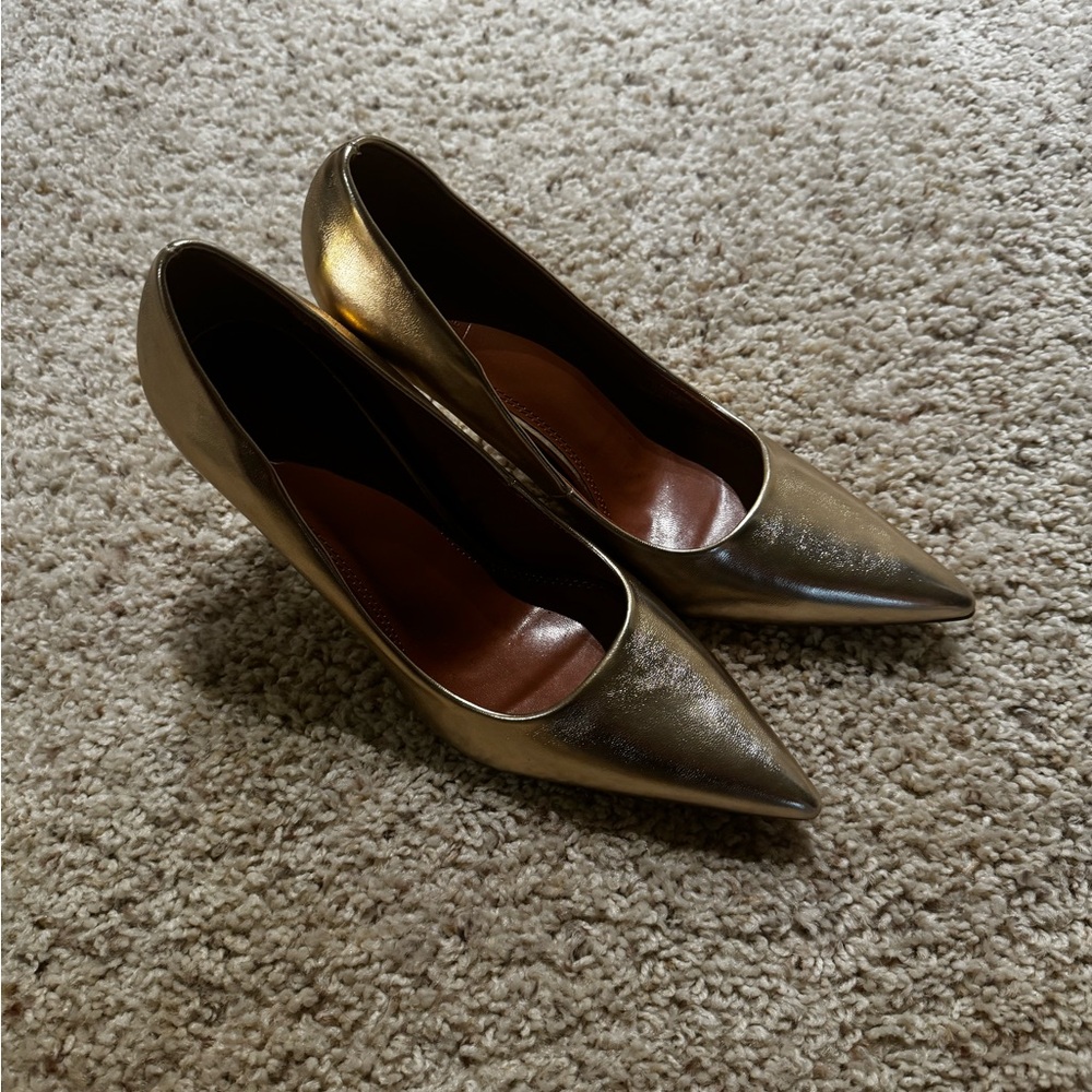 Gold heels